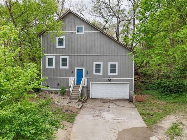 13341 Metropolitan Avenue, Bonner Springs, KS 66012