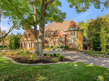 1884 Honey Spring Place, Lexington, KY 40502