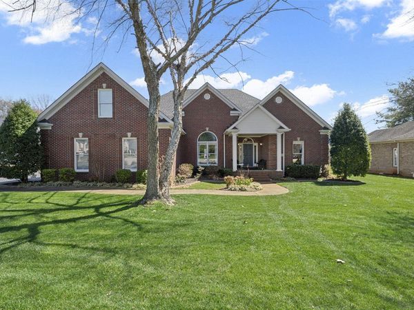 965 Threewood Circle , Bowling Green, KY 42103