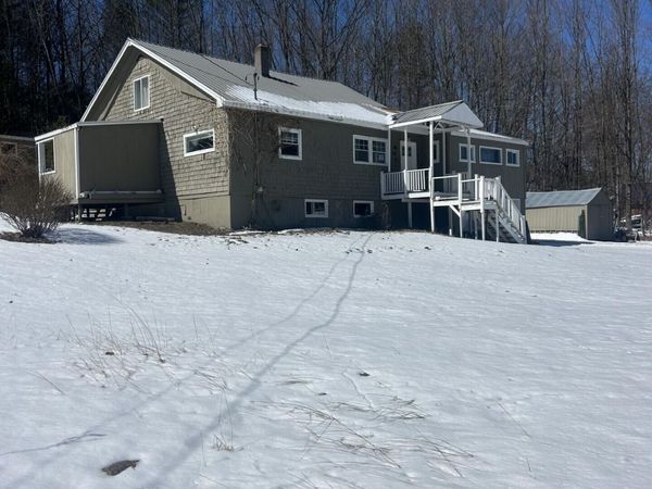 949 Federal Road, Livermore, ME 04253