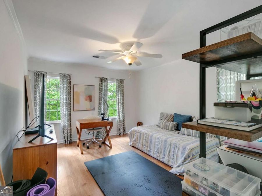 Property Image 32
