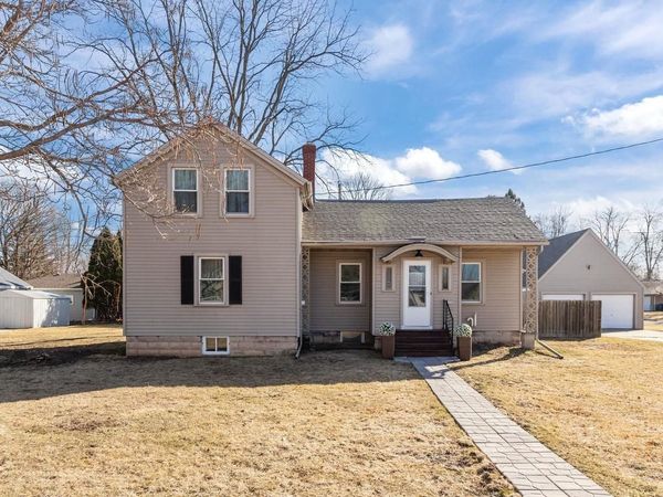 1830 S ONEIDA STREET, Appleton, WI 54915