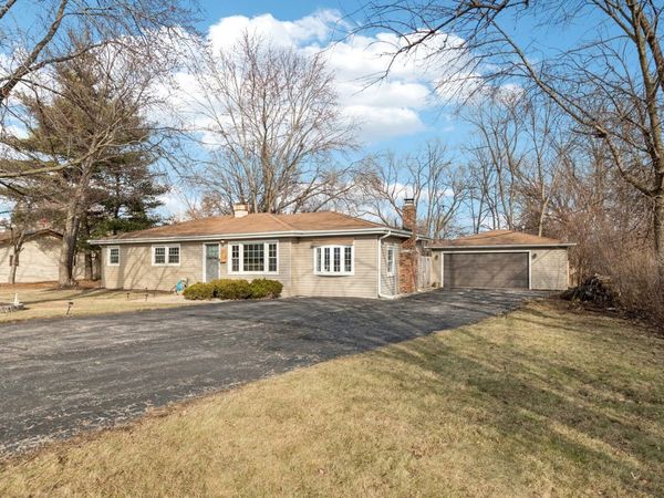 2N049 Diane Avenue, Glen Ellyn, IL 60137