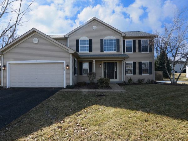 1752 Tallmeadow Drive , DeKalb, IL 60115