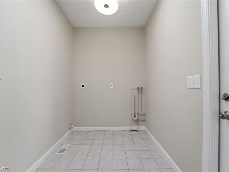 9211 Sugarbush Drive, Mentor, OH 44060 Photo 22