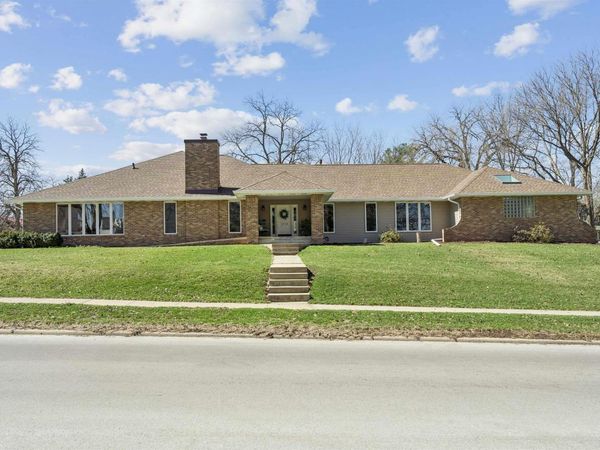 1228 Kimball Avenue, Waterloo, IA 50702