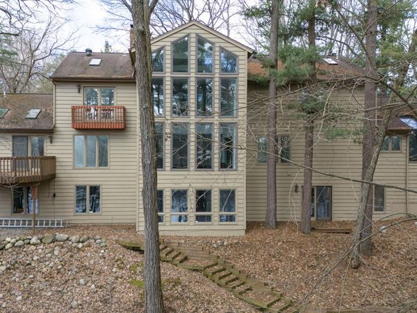 7129 Lakeridge Place, Kalamazoo, MI 49009