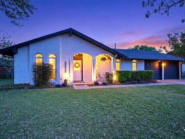 8608 Donna Gail DR, Austin, TX 78757