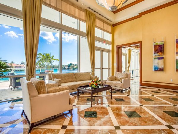20201 E Country Club Drive, Unit 706, Aventura, FL 33180