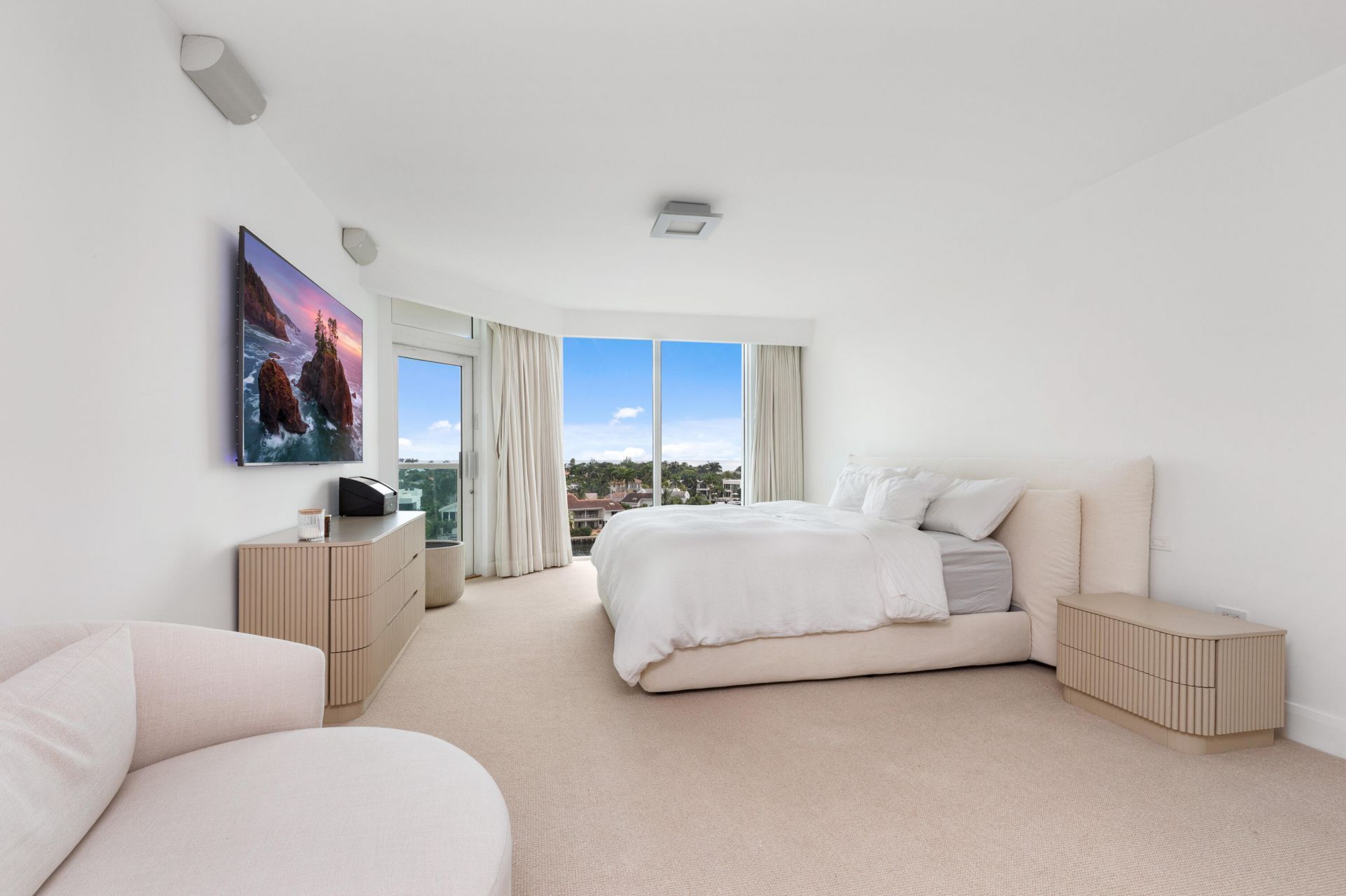 20201 E Country Club Drive, Unit 706, Aventura, FL 33180 Photo