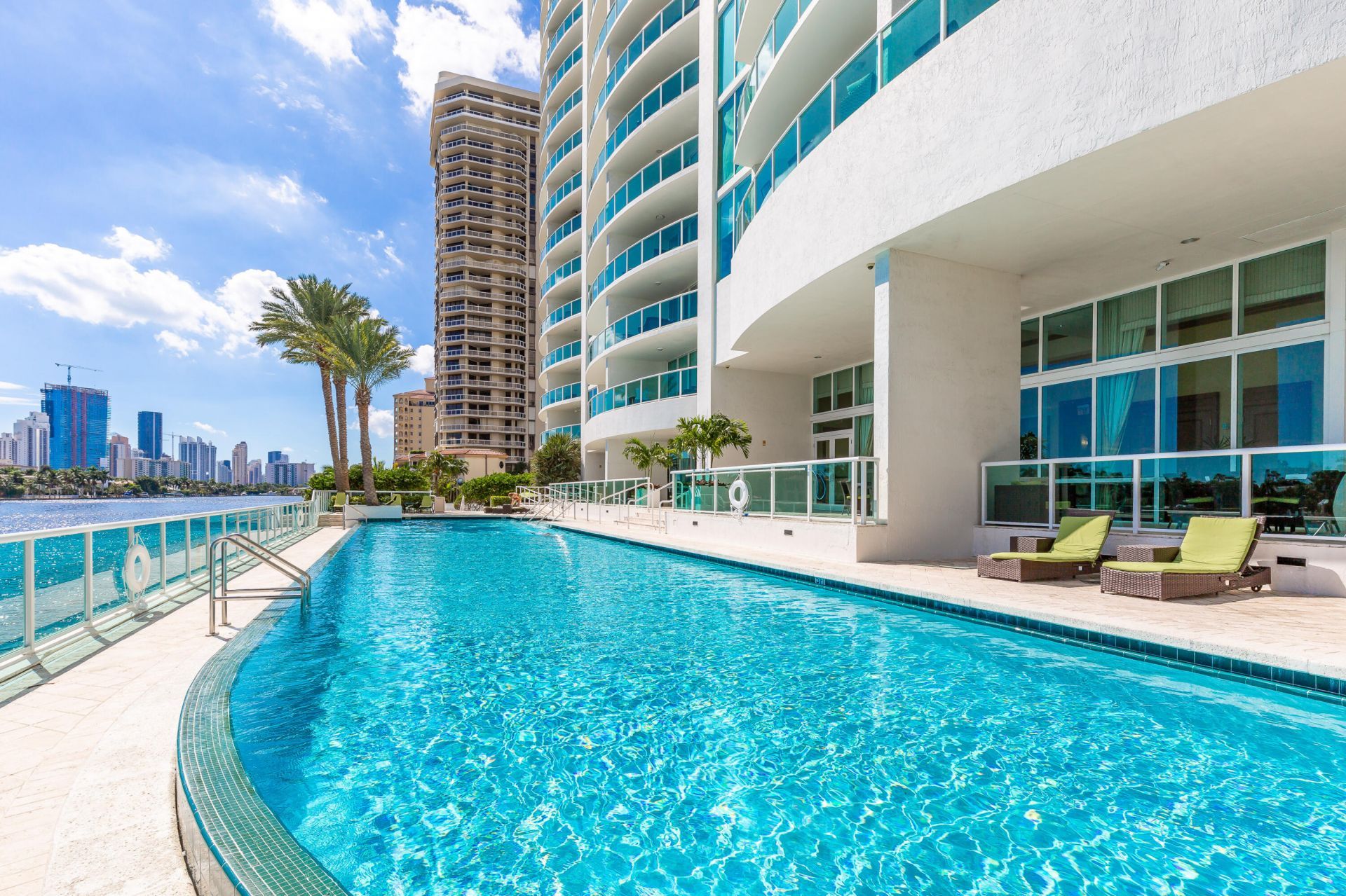 20201 E Country Club Drive, Unit 706, Aventura, FL 33180 Photo