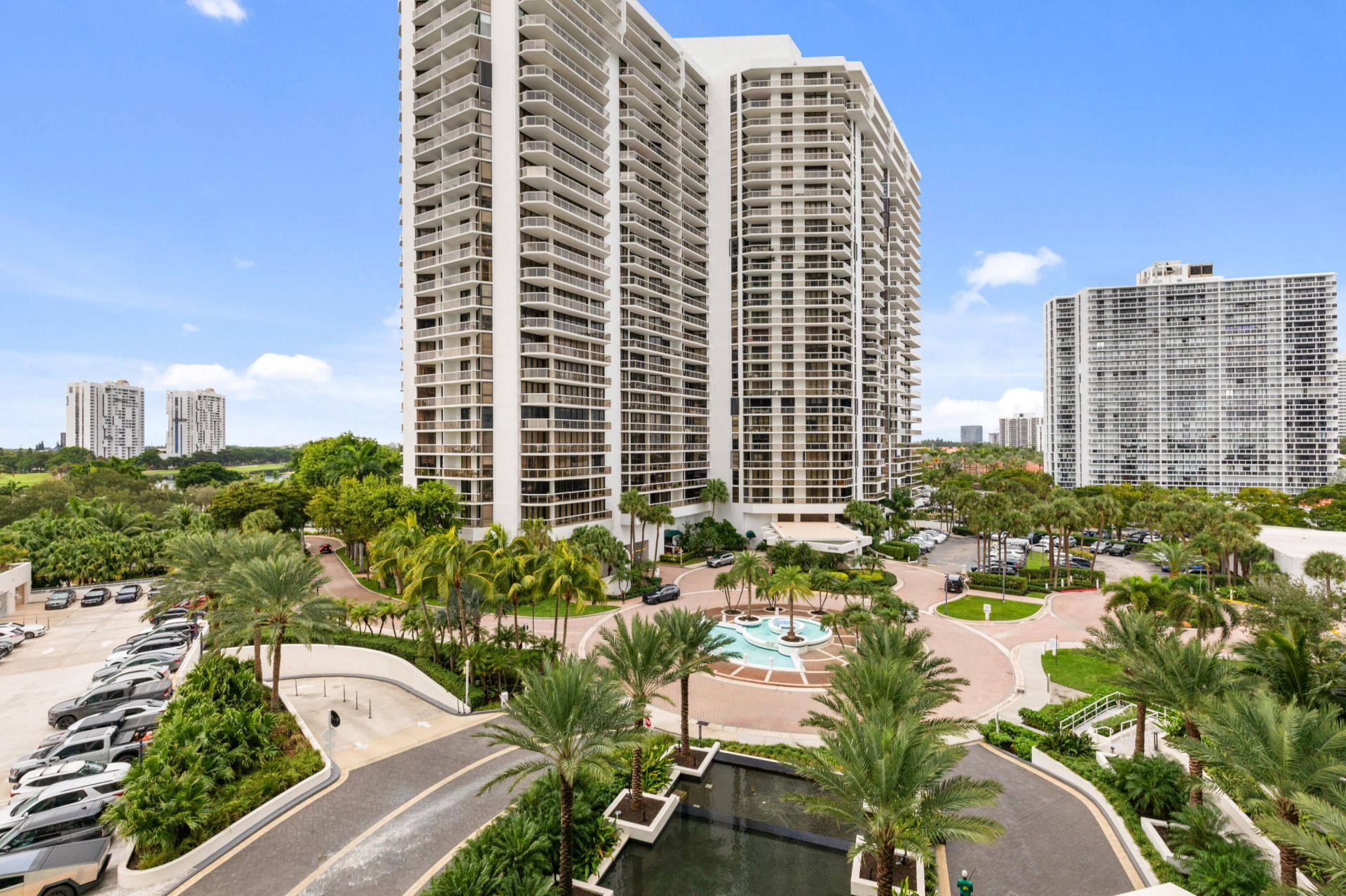 20201 E Country Club Drive, Unit 706, Aventura, FL 33180 Photo