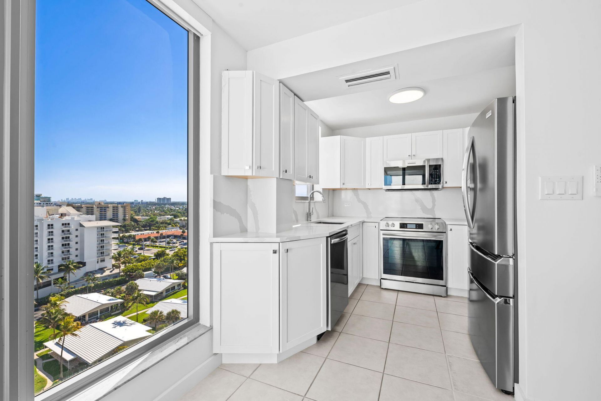 1010 S Ocean Boulevard, Unit 1502, Pompano Beach, FL 33062 Photo