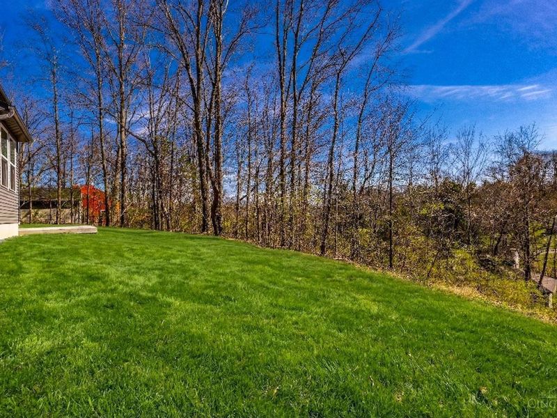 8469 Fields Ertel Road, Symmes Township, OH 45249 Photo 10