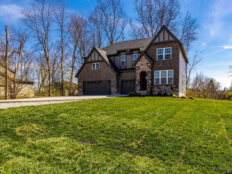 8469 Fields Ertel Road, Symmes Township, OH 45249 Photo 6