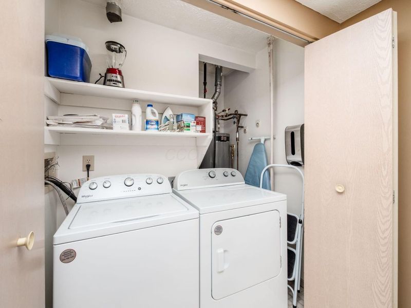 3827 Mill Stream Drive, Unit 20, Hilliard, OH 43026 Photo 11