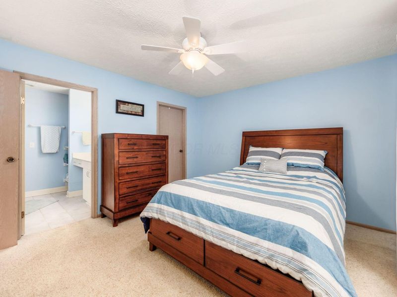 3827 Mill Stream Drive, Unit 20, Hilliard, OH 43026 Photo 23