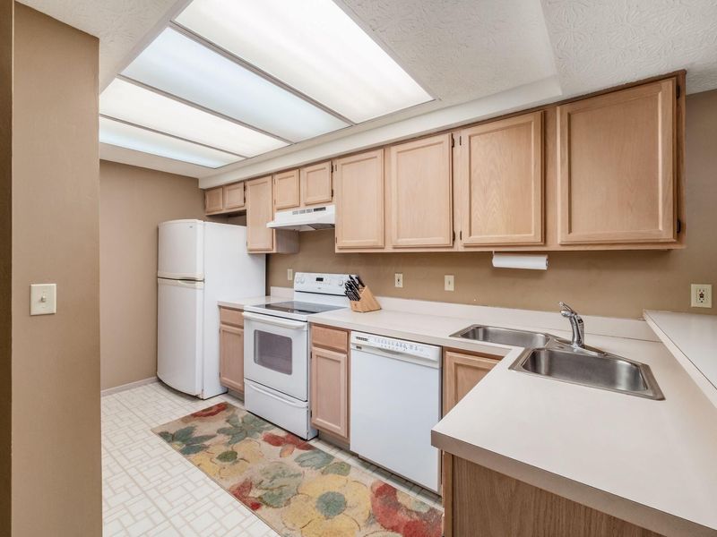 3827 Mill Stream Drive, Unit 20, Hilliard, OH 43026 Photo 26