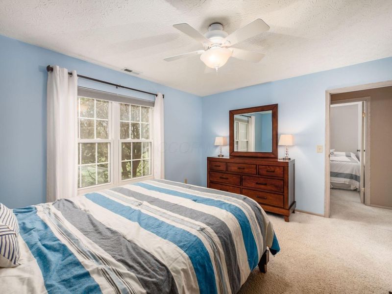 3827 Mill Stream Drive, Unit 20, Hilliard, OH 43026 Photo 8