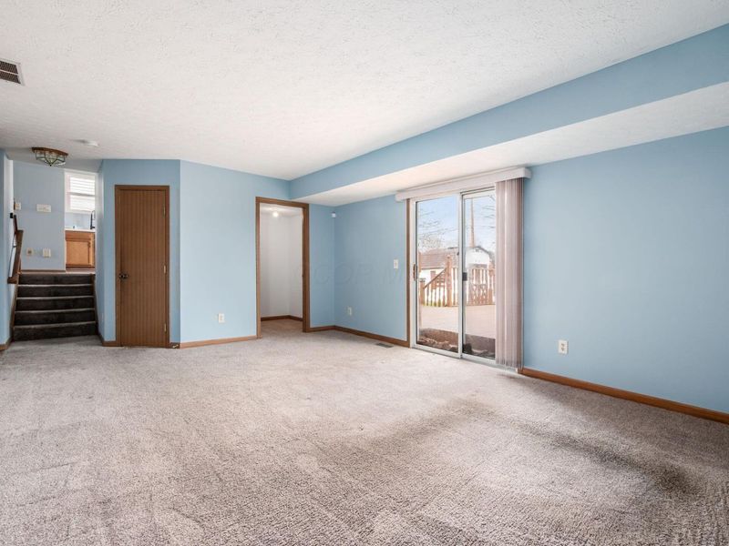 4824 Gilhem Court, Columbus, OH 43228 Photo 10