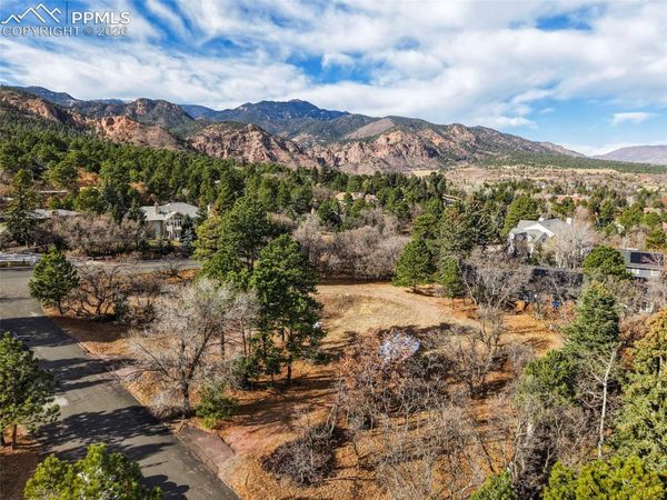 32 Penrose Lane, Colorado Springs, CO 80906