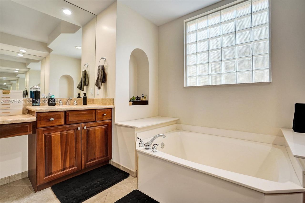 3402 Vanderbilt Dr , Wellington, FL 33414 Photo