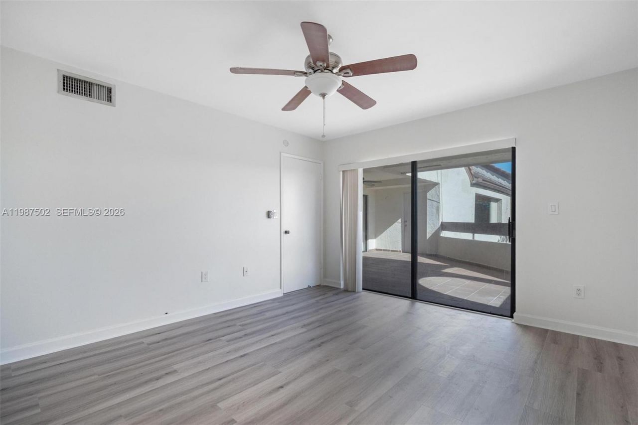 9040 SW 125th Ave , Unit D408, Miami, FL 33186 Photo