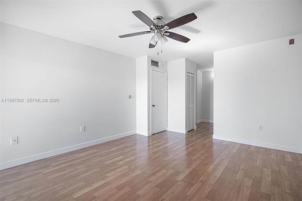 9040 SW 125th Ave , Unit D408, Miami, FL 33186 Photo