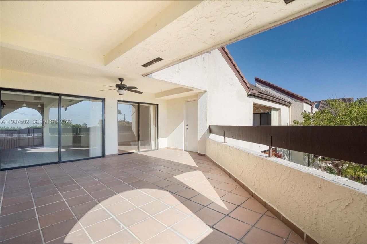 9040 SW 125th Ave , Unit D408, Miami, FL 33186 Photo