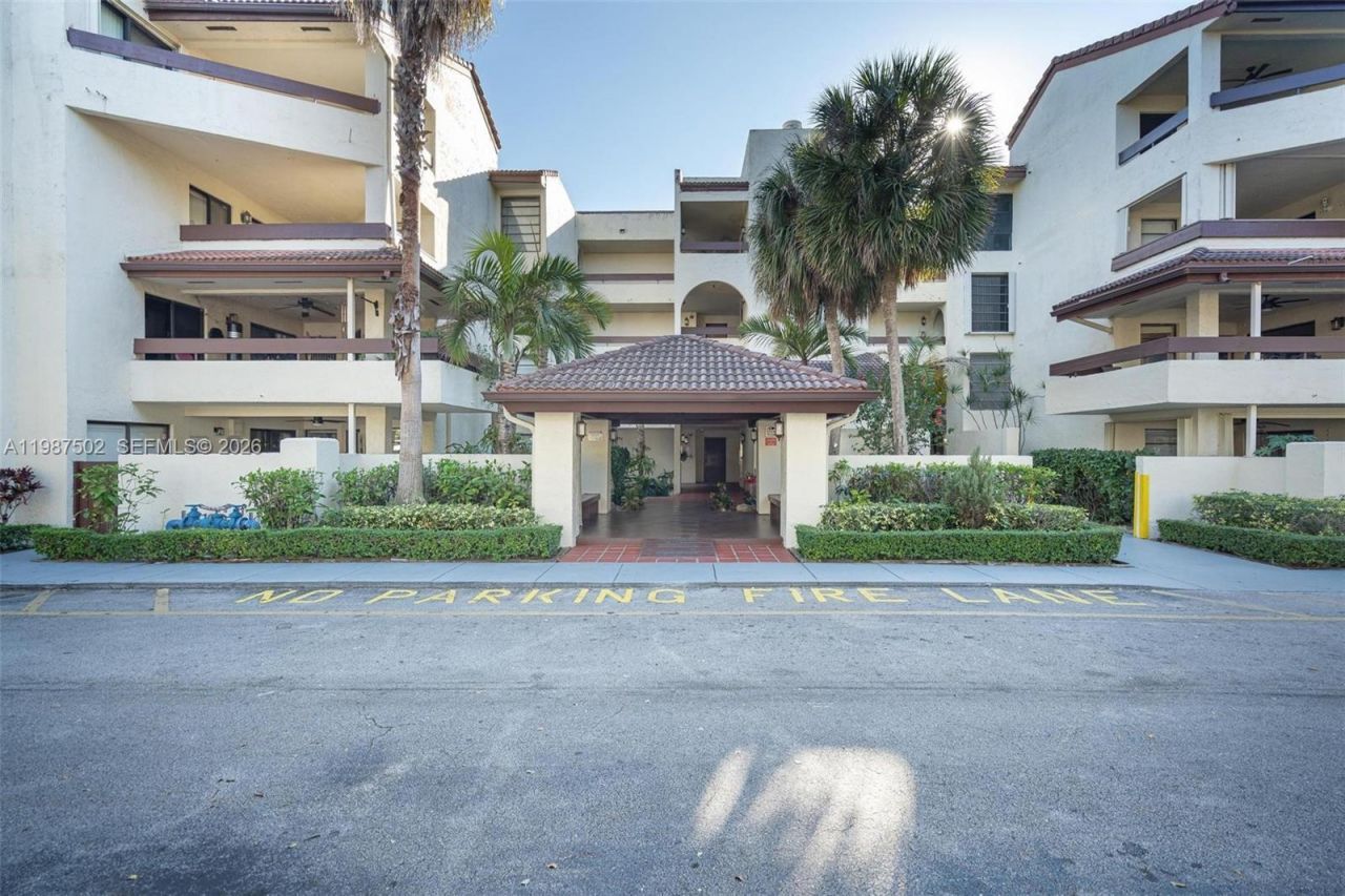 9040 SW 125th Ave , Unit D408, Miami, FL 33186 Photo