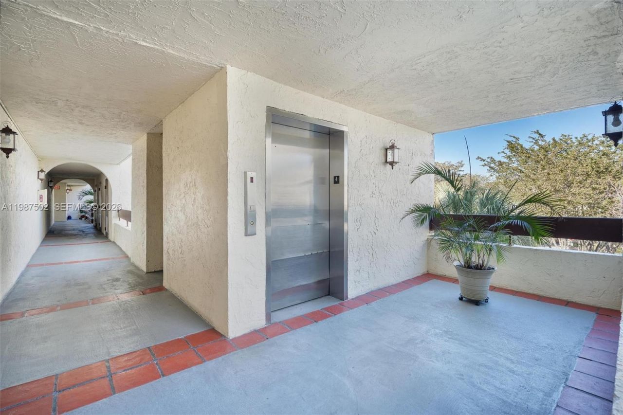 9040 SW 125th Ave , Unit D408, Miami, FL 33186 Photo