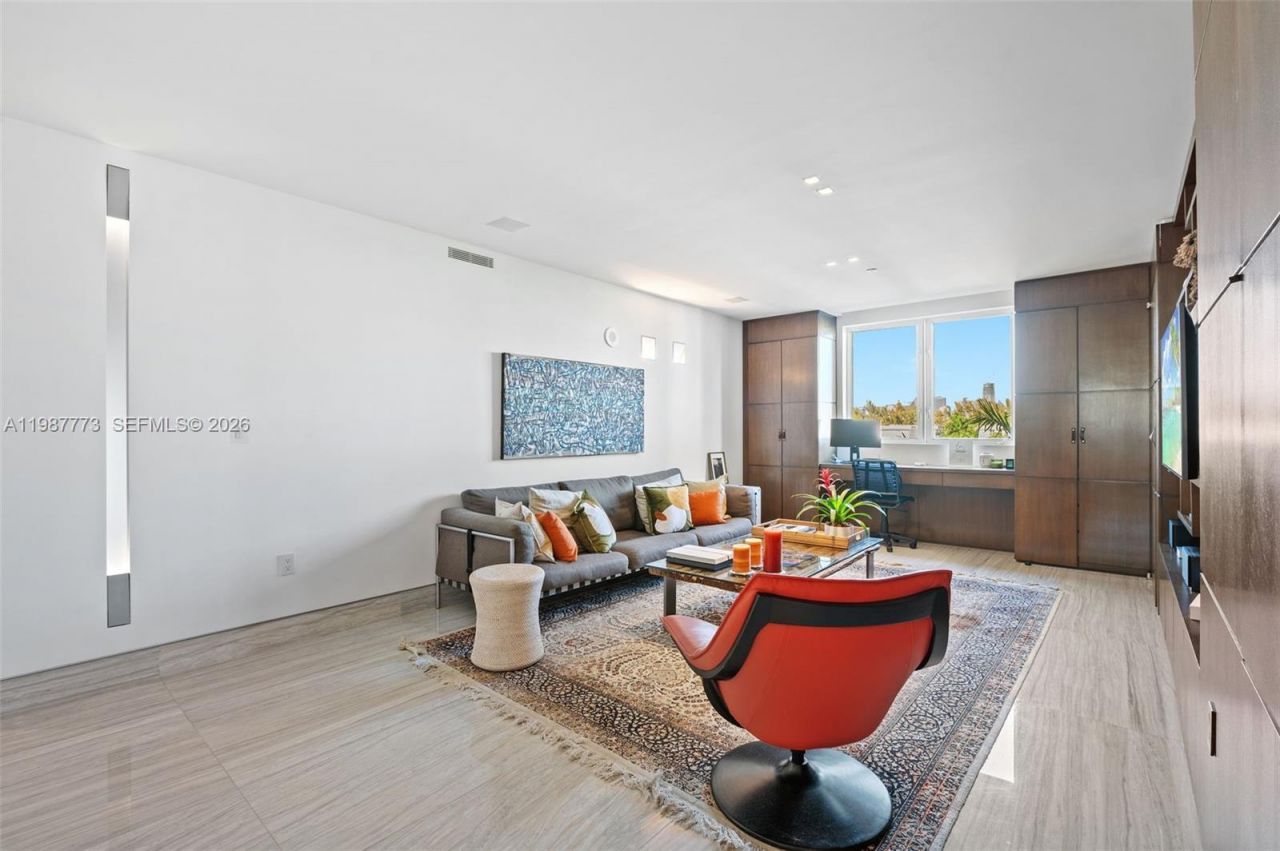 3535 Hiawatha Ave , Unit 502, Miami, FL 33133 Photo