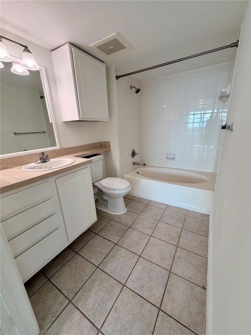 2665 SW 37th Ave , Unit 1213, Miami, FL 33133 Photo