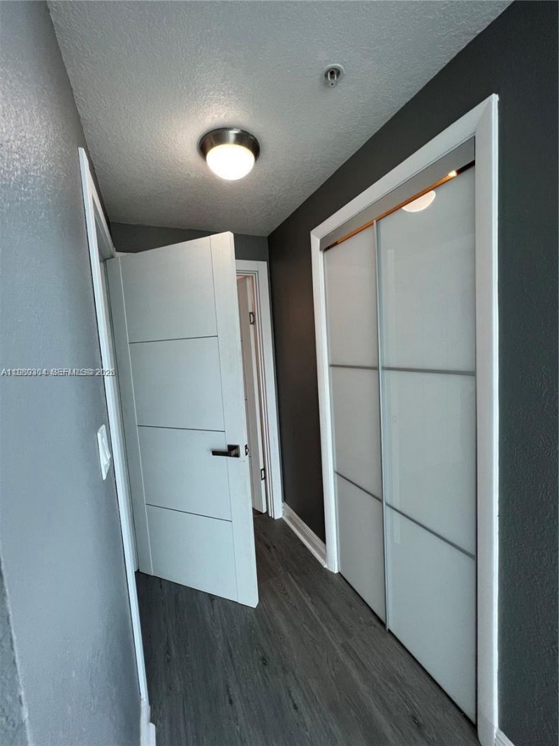 500 NE 29th St, Unit 608, Miami, FL 33137 Photo