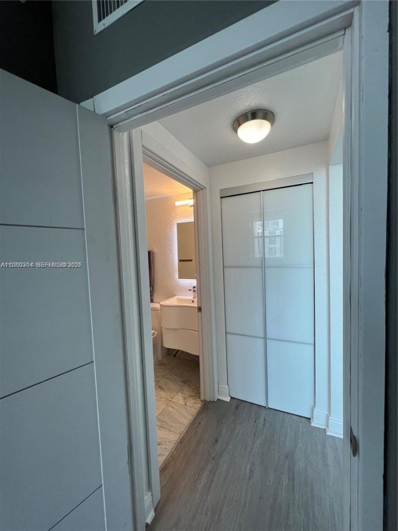 500 NE 29th St, Unit 608, Miami, FL 33137 Photo