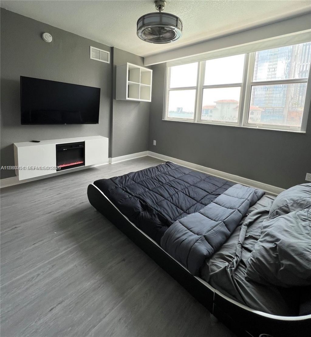 500 NE 29th St, Unit 608, Miami, FL 33137 Photo
