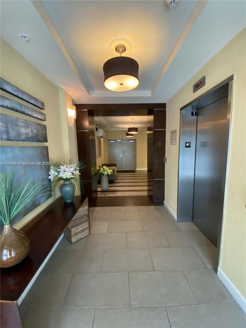 500 NE 29th St, Unit 608, Miami, FL 33137 Photo