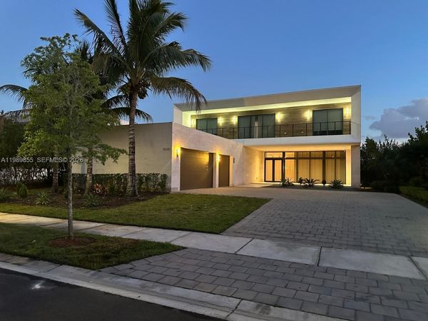 16580 Sunset Way, Unit 16580, Weston, FL 33326