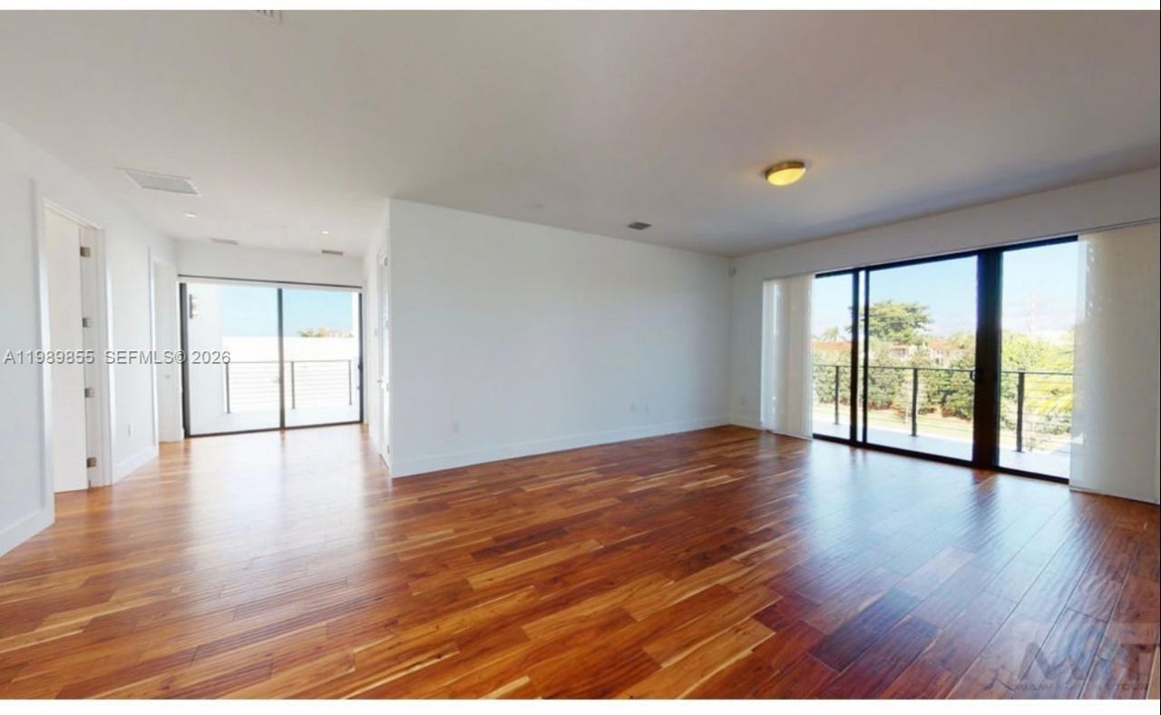 16580 Sunset Way , Unit 16580, Weston, FL 33326 Photo