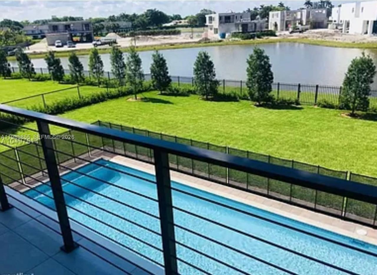 16580 Sunset Way , Unit 16580, Weston, FL 33326 Photo