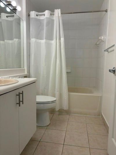 8000 N Nob Hill Rd, Unit 206, Tamarac, FL 33321 Photo