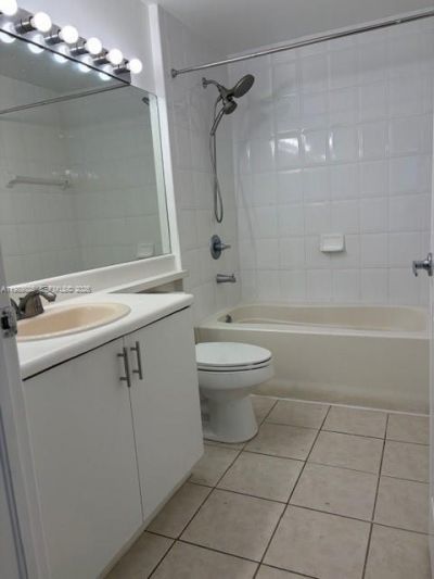 8000 N Nob Hill Rd, Unit 206, Tamarac, FL 33321 Photo