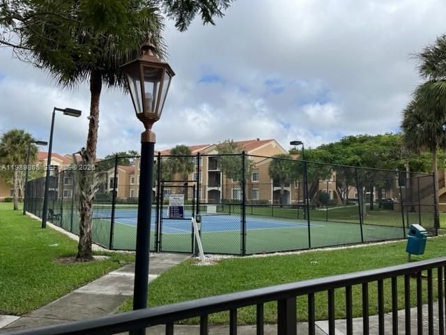 8000 N Nob Hill Rd, Unit 206, Tamarac, FL 33321 Photo