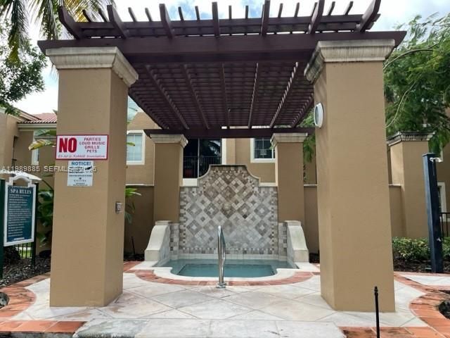8000 N Nob Hill Rd, Unit 206, Tamarac, FL 33321 Photo