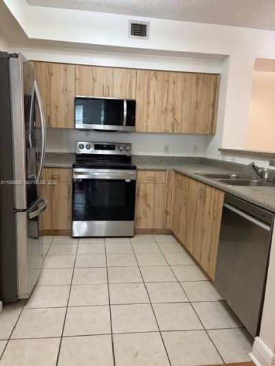 8000 N Nob Hill Rd, Unit 206, Tamarac, FL 33321 Photo