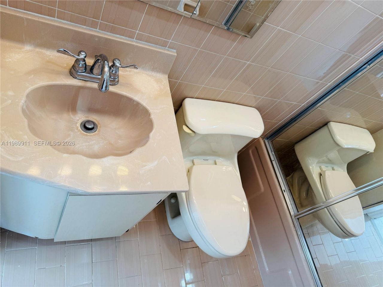 706 W 40th Pl , Unit Efficiency, Hialeah, FL 33012 Photo