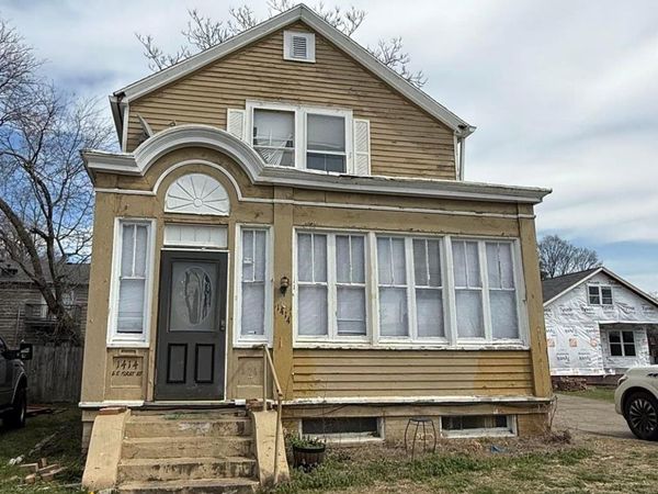 1414 SE First Street, Evansville, IN 47713