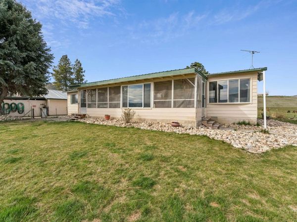 5315 Montour, Emmett, ID 83617