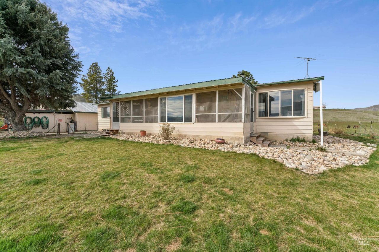 5315 Montour, Emmett, ID 83617 Main Photo