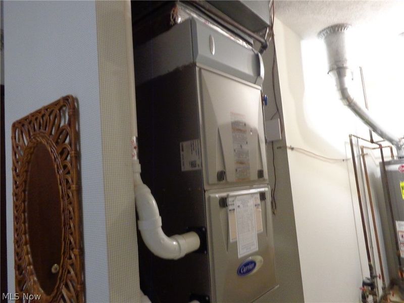 6920 Dogwood Circle, Middleburg Heights, OH 44130 Photo 23